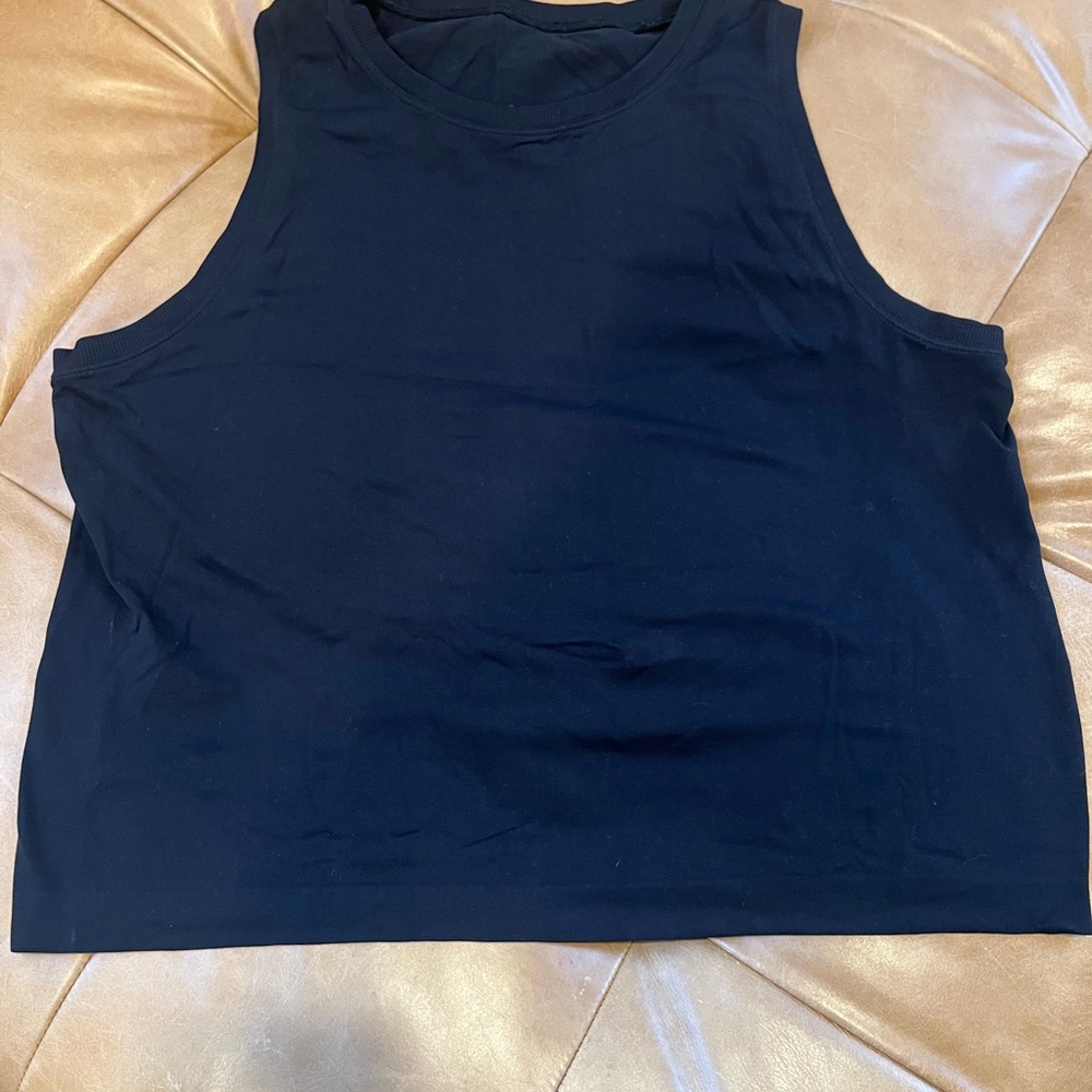 Classic Black Sleeveless Workout Tank